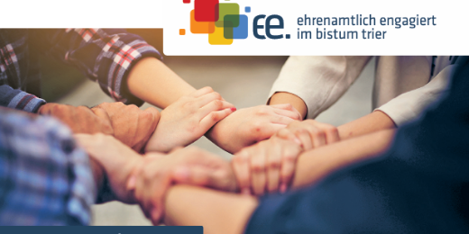 Hände greifen ineinander