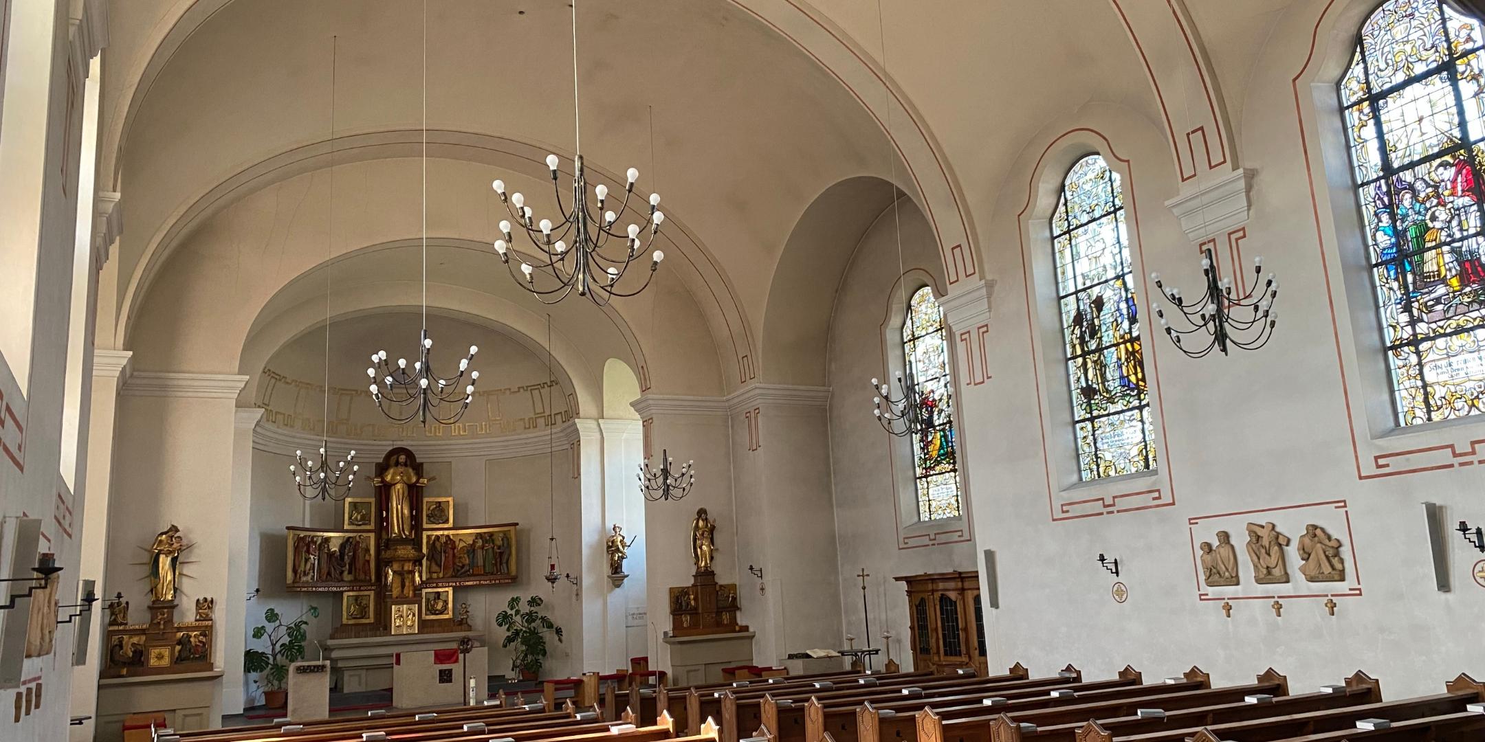 Morbach-Haag St. Kunibert 02 - Blick ins Kirchenschiff