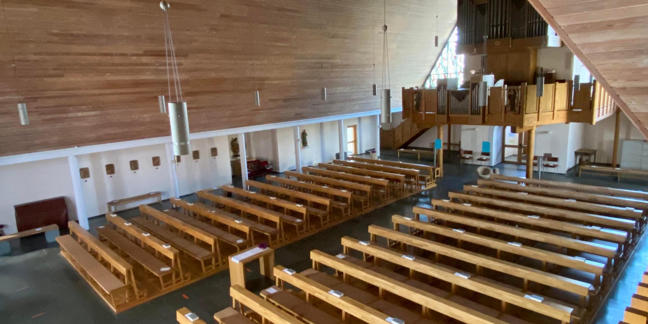 Longkamp St. Andreas 07 - Blick von der nördlichen Seitenempore