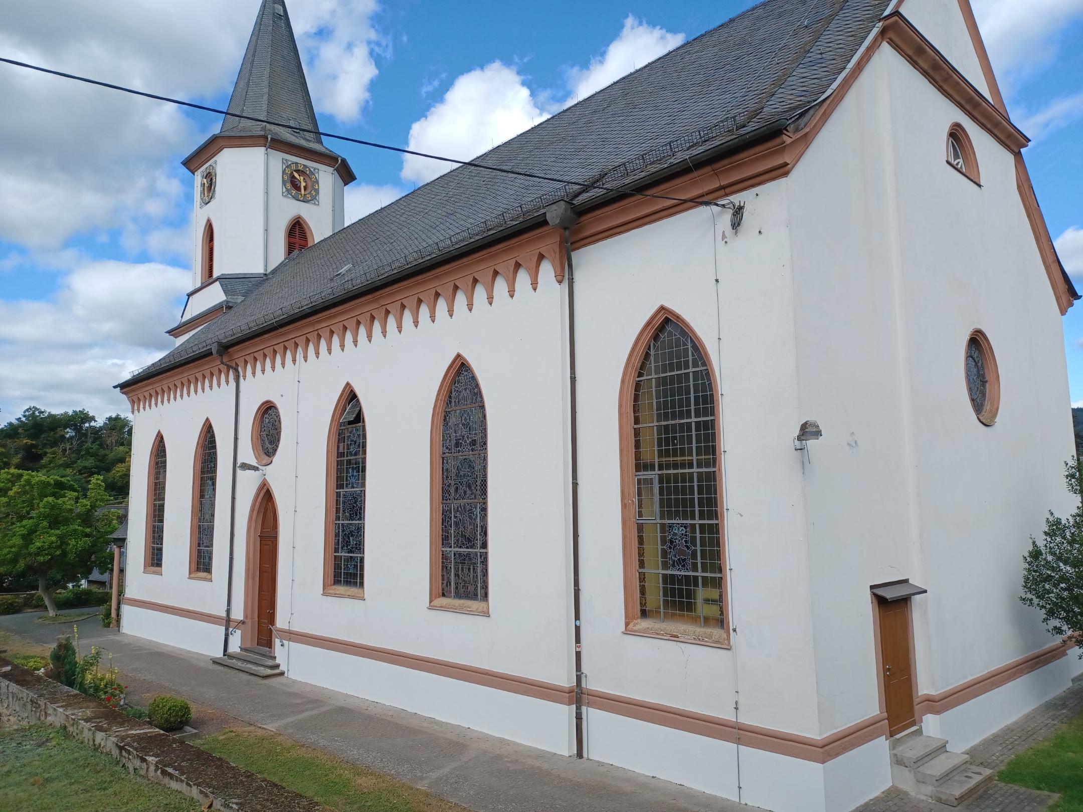 Maring St. Remigius 03 - Außenansicht